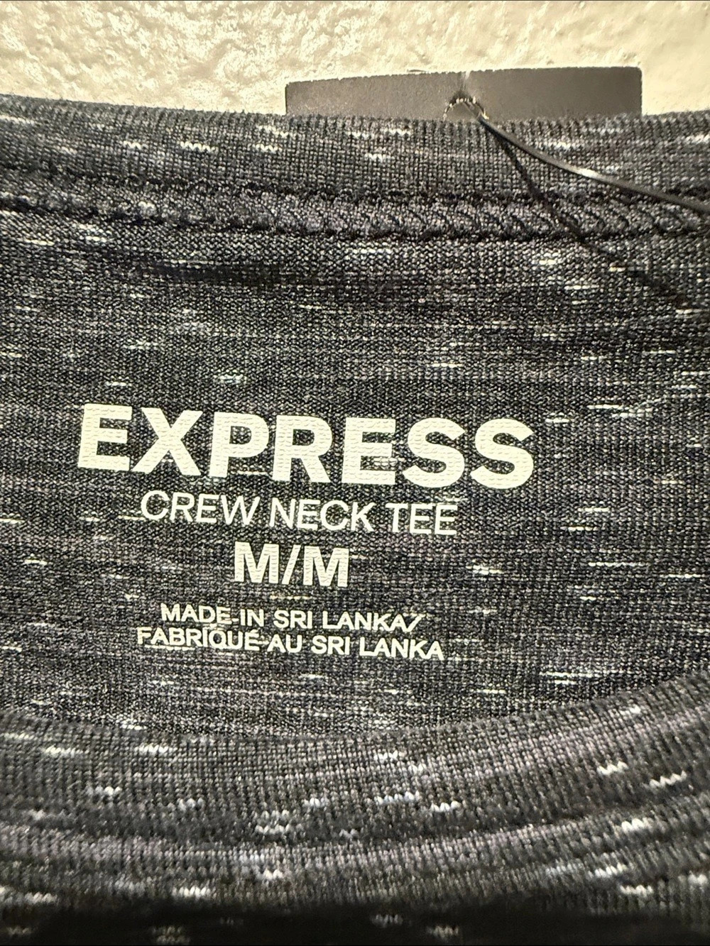 Express Crew Neck Performance Tee Color Block Design - Picture 5 of 7
